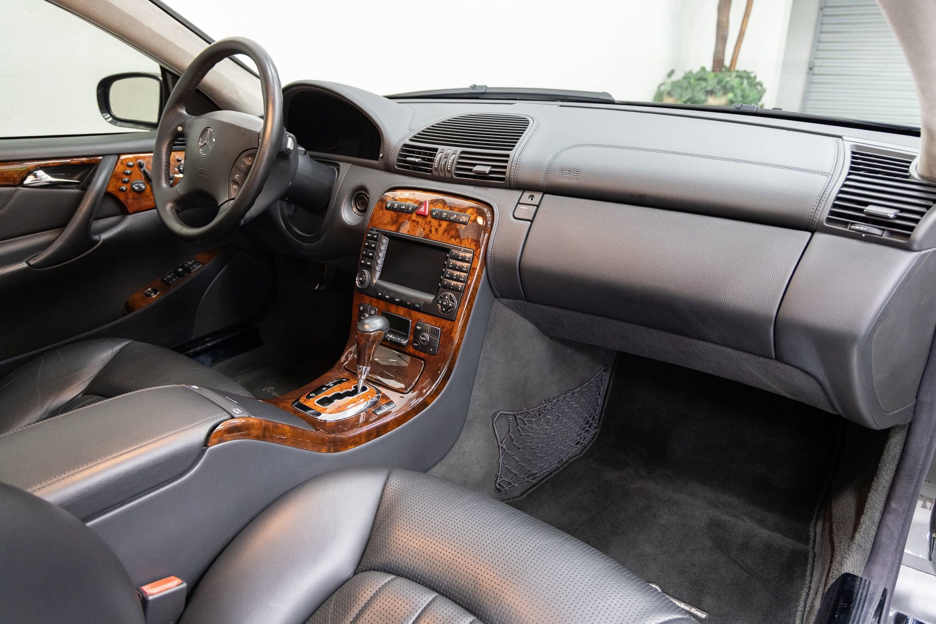 Used 2004 Mercedes-Benz CL 55 AMG image 13