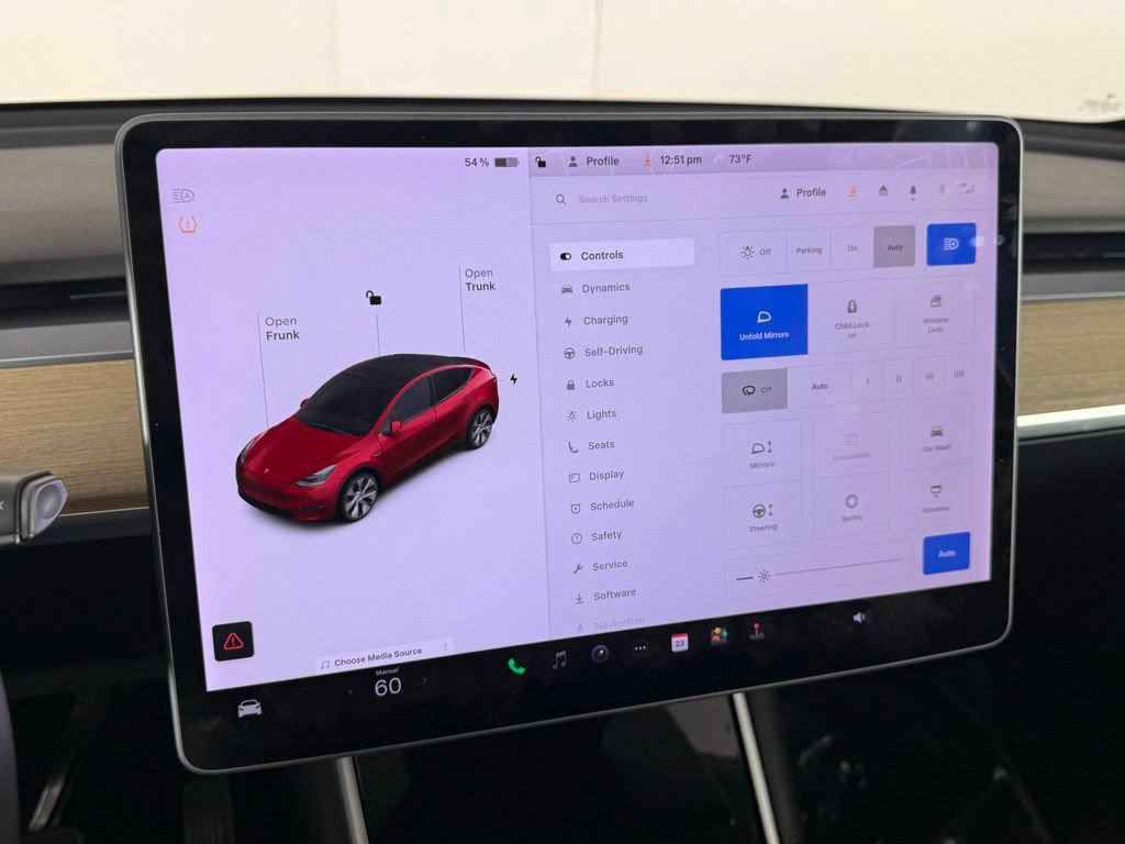 Used 2021 Tesla Model Y Long Range AWD/4WD image 26
