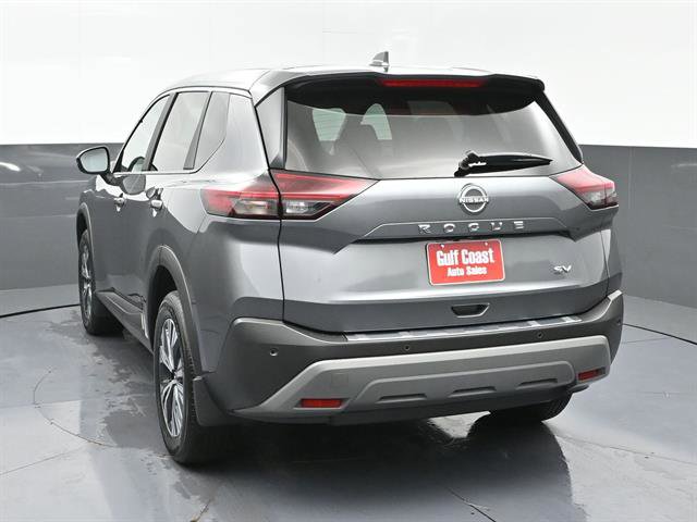 Used 2023 Nissan Rogue SV image 4