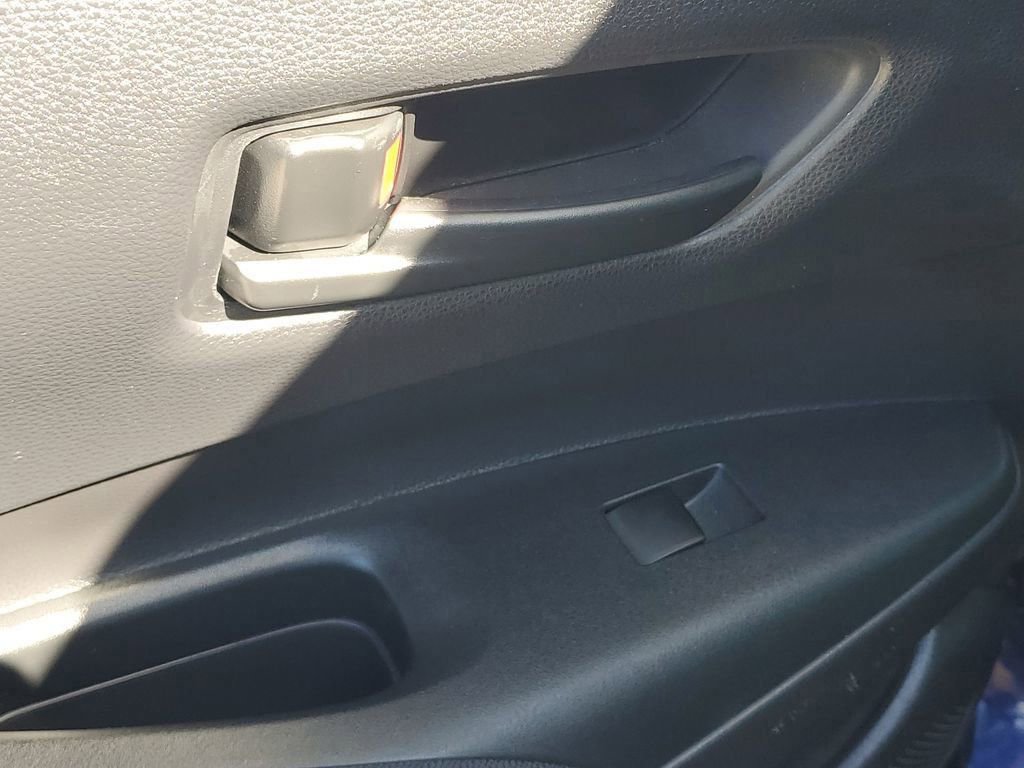 Used 2023 Toyota Corolla LE image 47