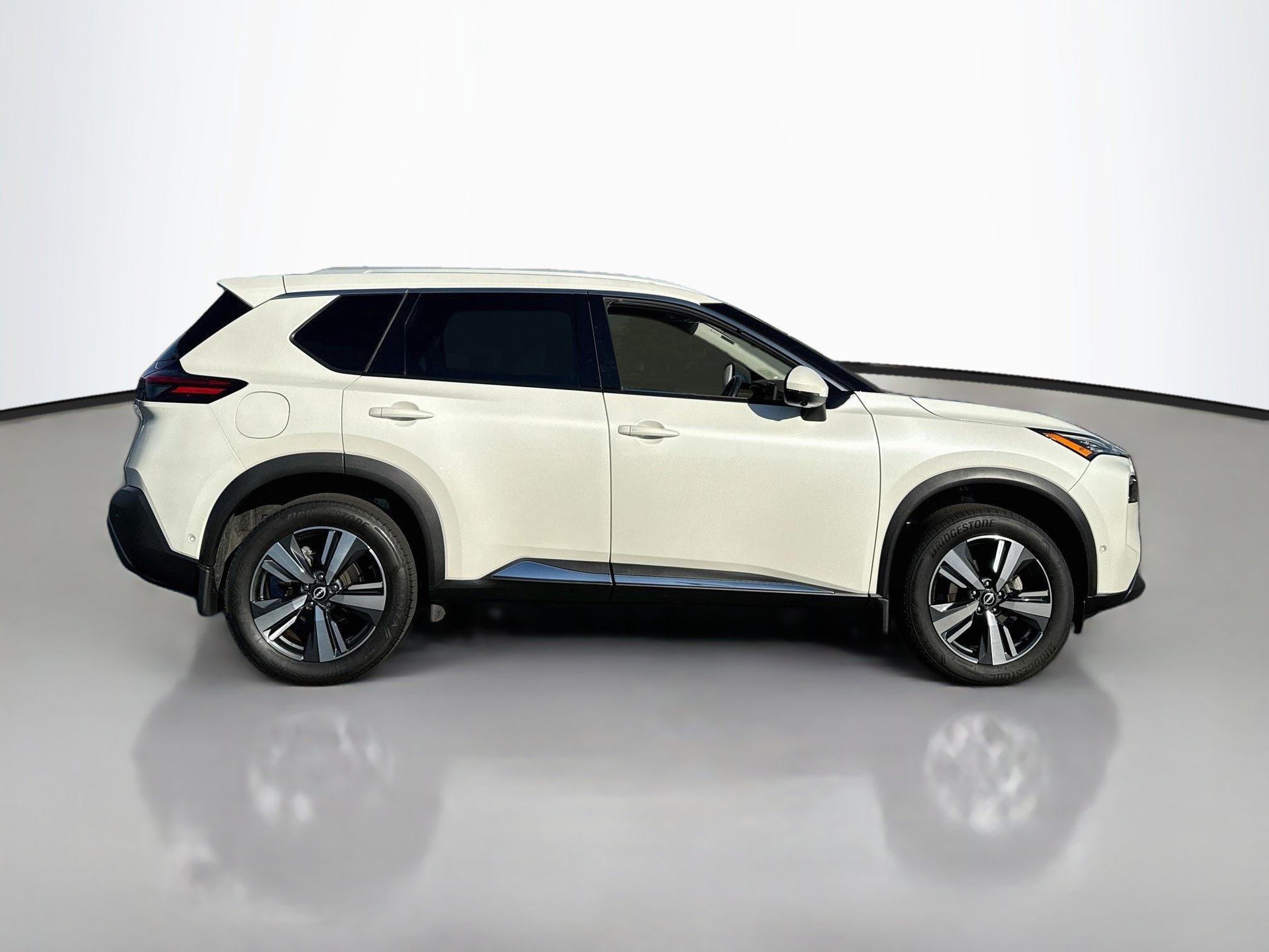 Certified 2023 Nissan Rogue SL w/ SL Premium Package AWD/4WD image 8