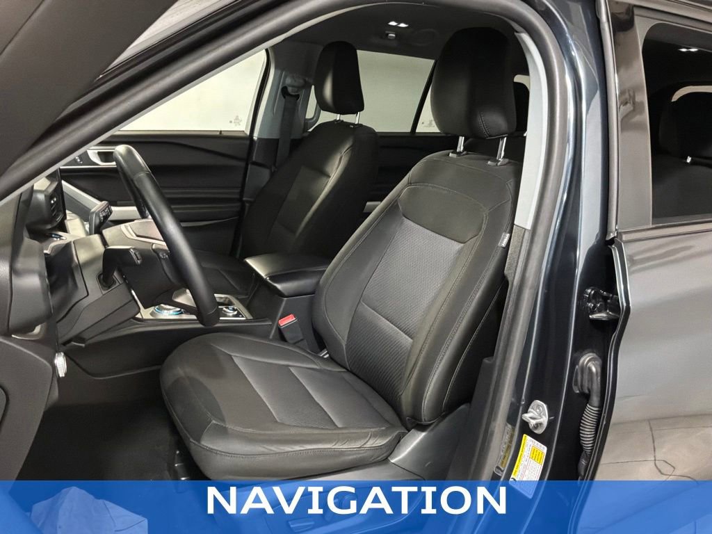 Used 2022 Ford Explorer XLT AWD/4WD image 6