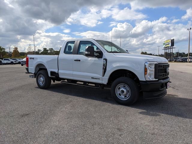 New 2026 Ford F250 XL image 2