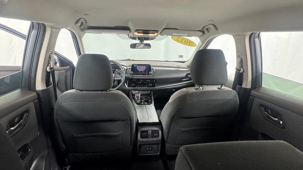 Used 2022 Nissan Rogue SV AWD/4WD image 17