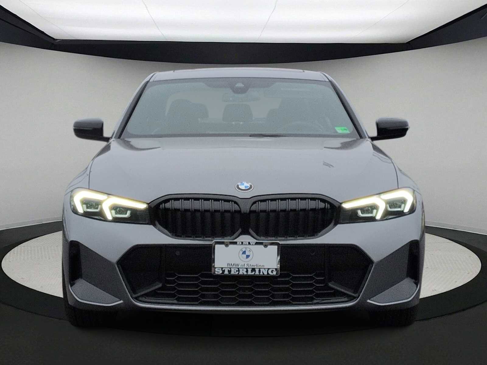 Used 2026 BMW 330i xDrive Sedan w/ M Sport Package image 3