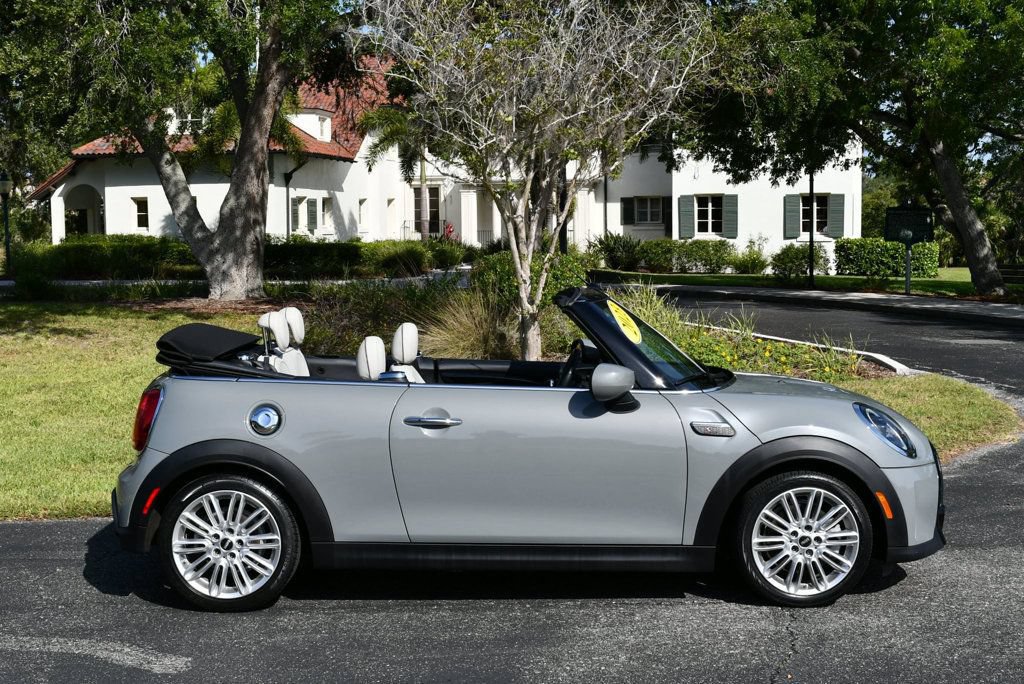 Used 2023 MINI Cooper S w/ Signature Upholstery Package FWD image 40