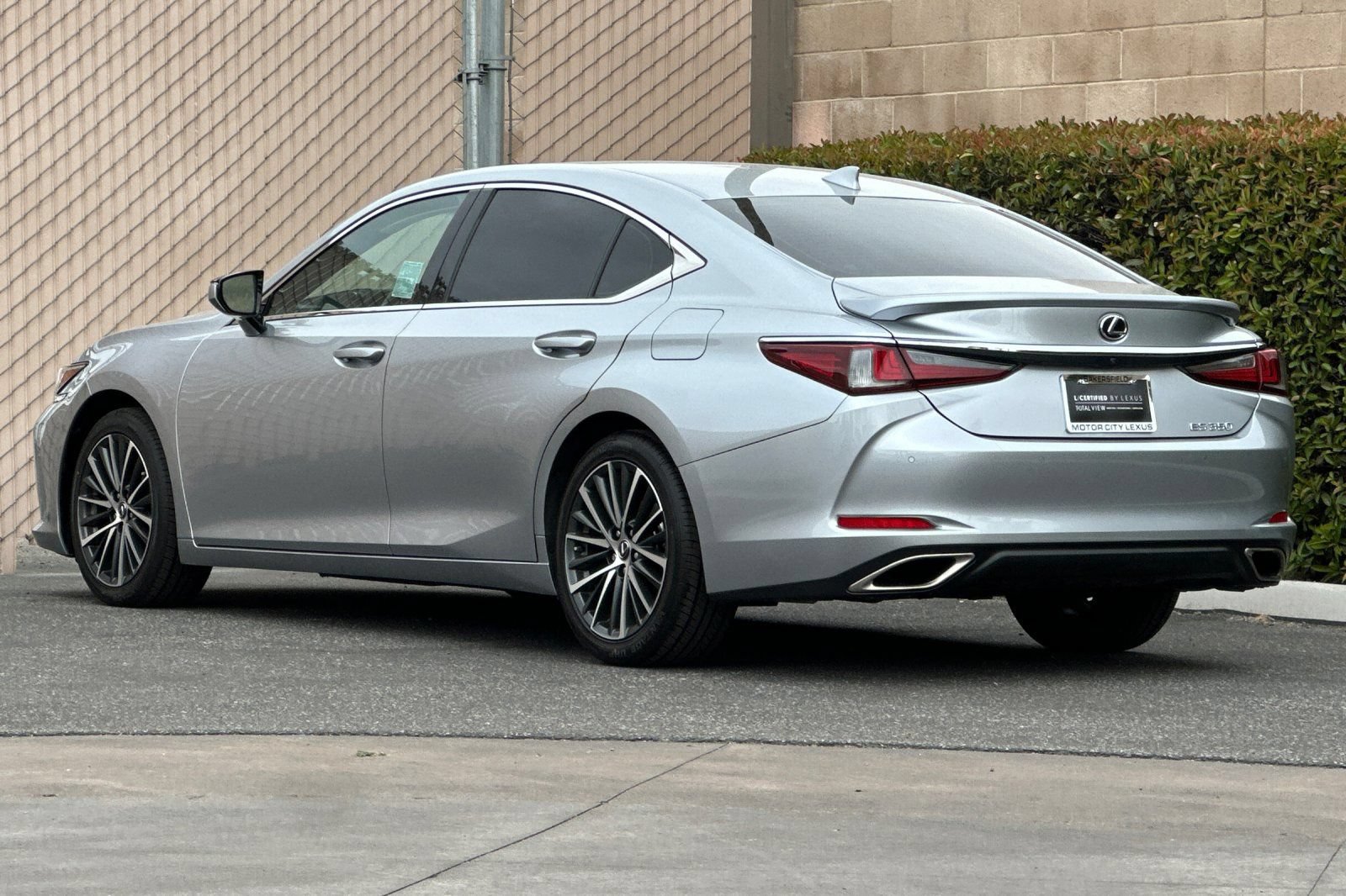 Certified 2023 Lexus ES 350 w/ Accessory Package (Z2) FWD image 6
