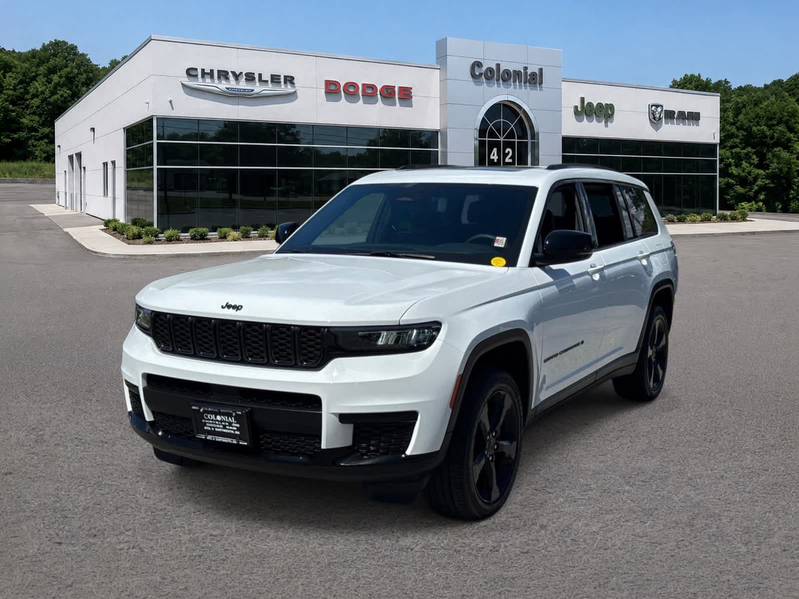 Used 2023 Jeep Grand Cherokee L Laredo