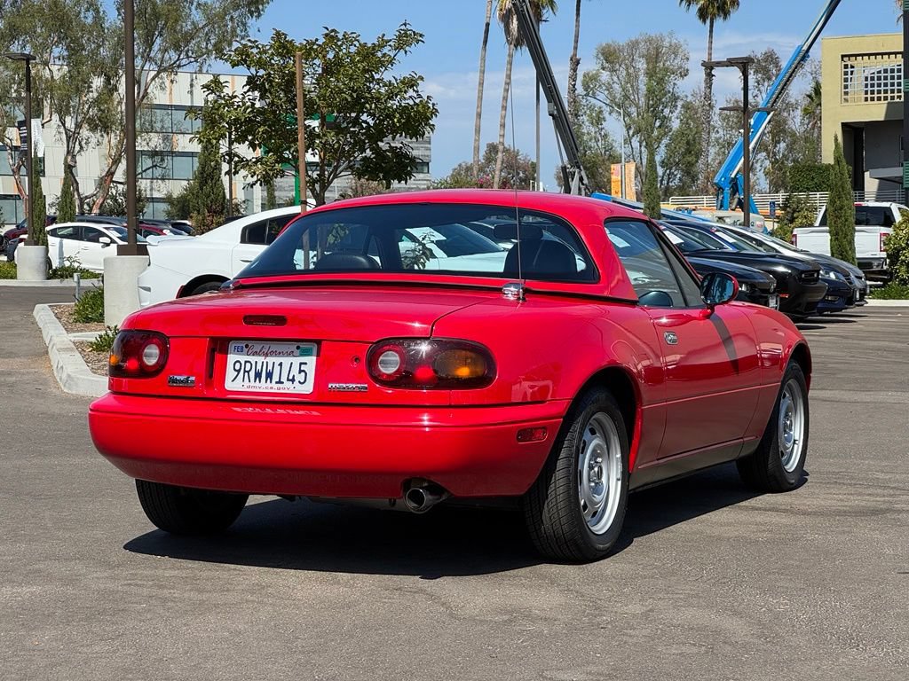 Used 1990 MAZDA MX-5 Miata RWD image 32