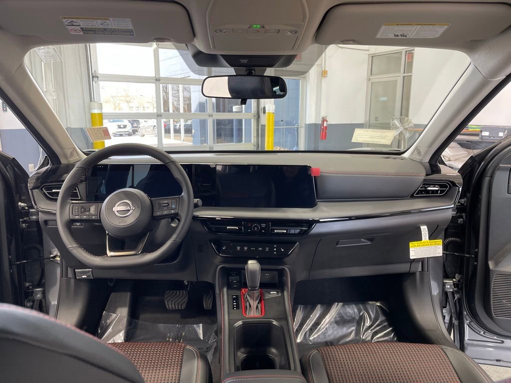 New 2026 Nissan Kicks SR w/ Cold Weather Package image 9