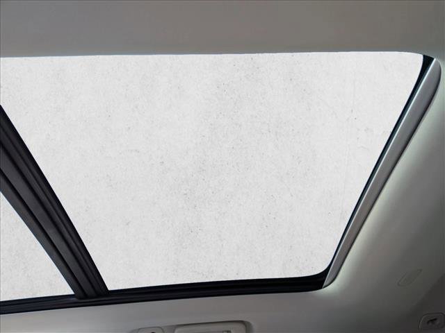 New 2026 Volvo XC90 B6 Ultra w/ Protection Package image 18