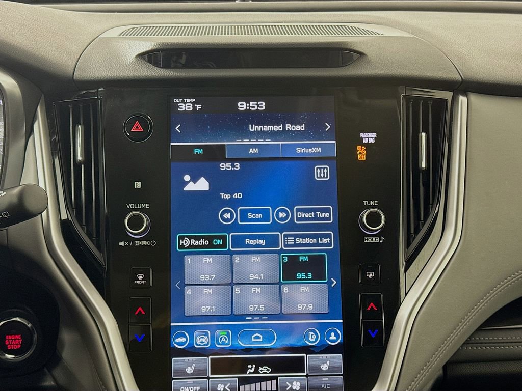 Used 2023 Subaru Outback Limited image 15