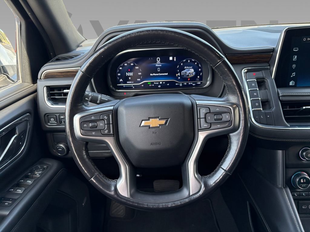 Used 2023 Chevrolet Suburban Premier image 12