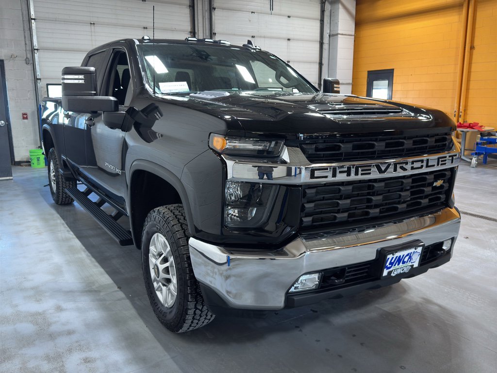 Used 2021 Chevrolet Silverado 2500 LT w/ Convenience Package image 7