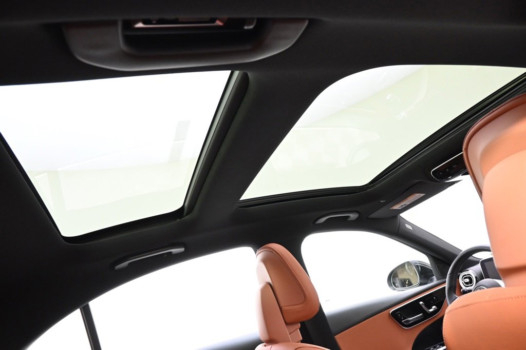 Used 2023 Mercedes-Benz C 300 4MATIC Sedan image 17