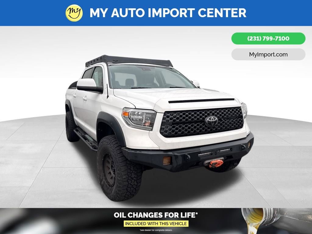 Used 2018 Toyota Tundra Platinum image 1