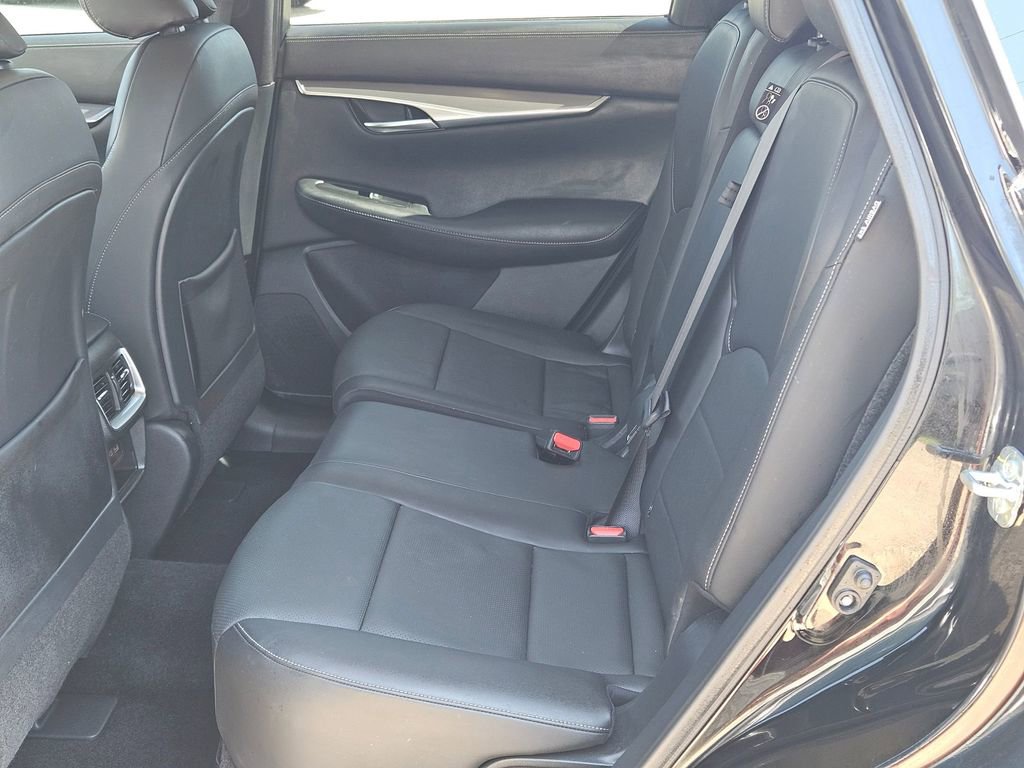 Used 2023 INFINITI QX50 Luxe image 17