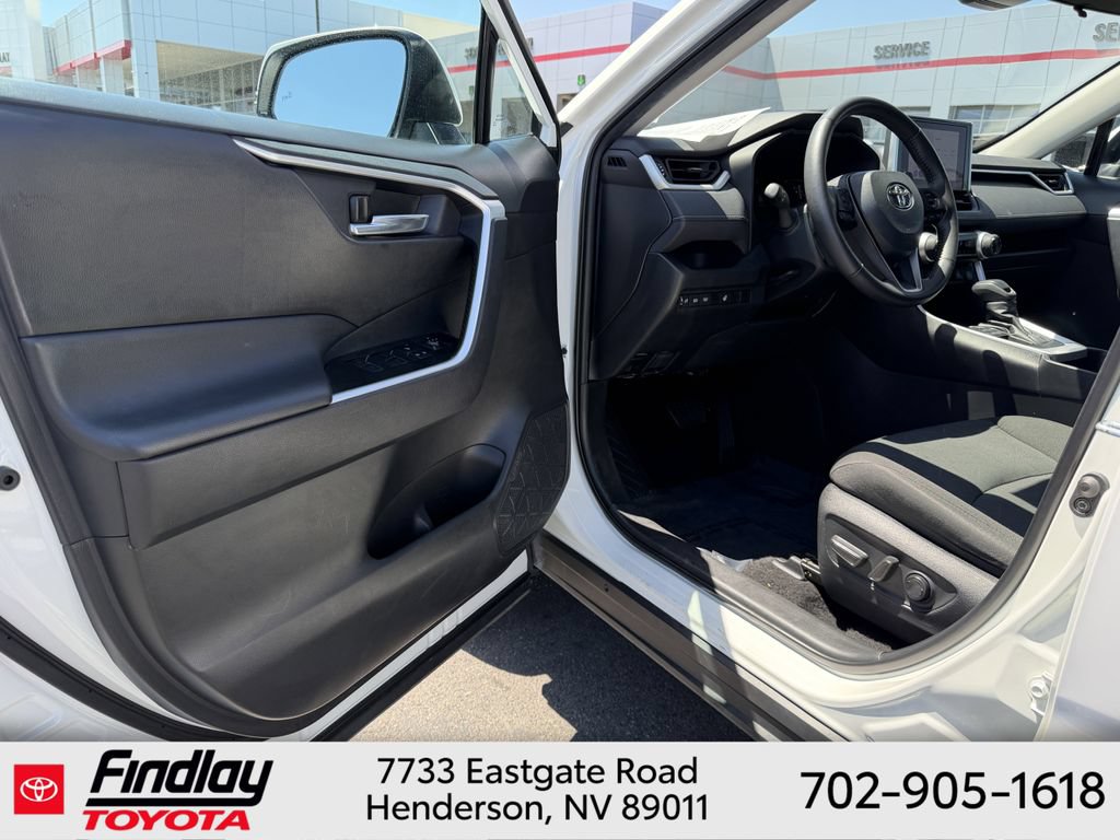 Used 2024 Toyota RAV4 XLE w/ Weather Package AWD/4WD image 5