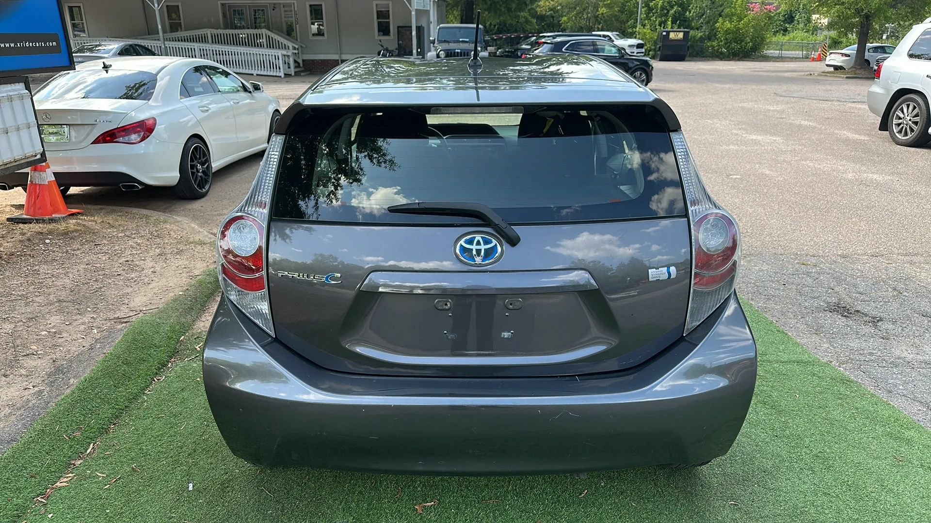 Used 2013 Toyota Prius C Two FWD image 6