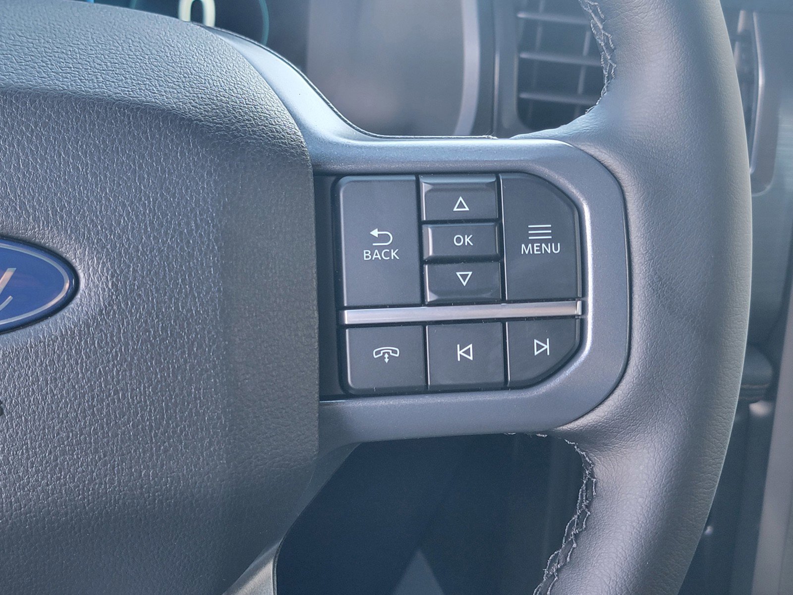 New 2025 Ford F150 Lightning Lariat image 26