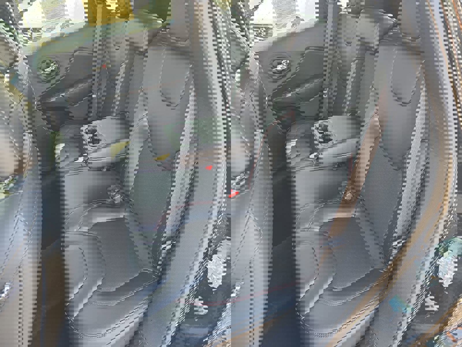 Used 2020 Jeep Cherokee Trailhawk w/ Cold Weather Group image 15