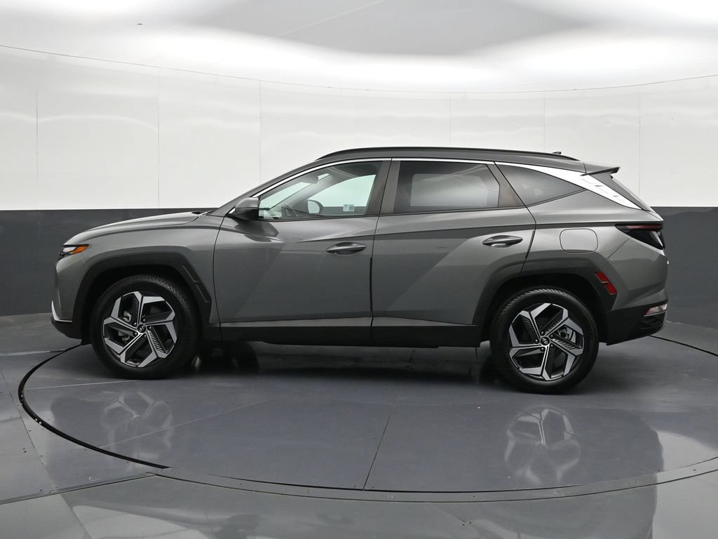 Used 2024 Hyundai Tucson SEL w/ Convenience Package AWD/4WD image 2