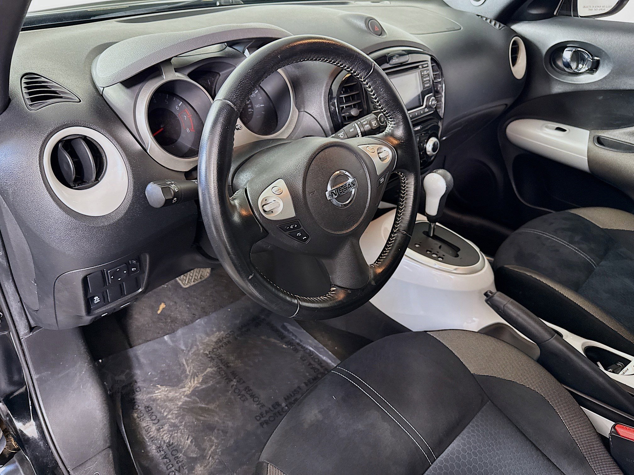 Used 2017 Nissan Juke SV image 23
