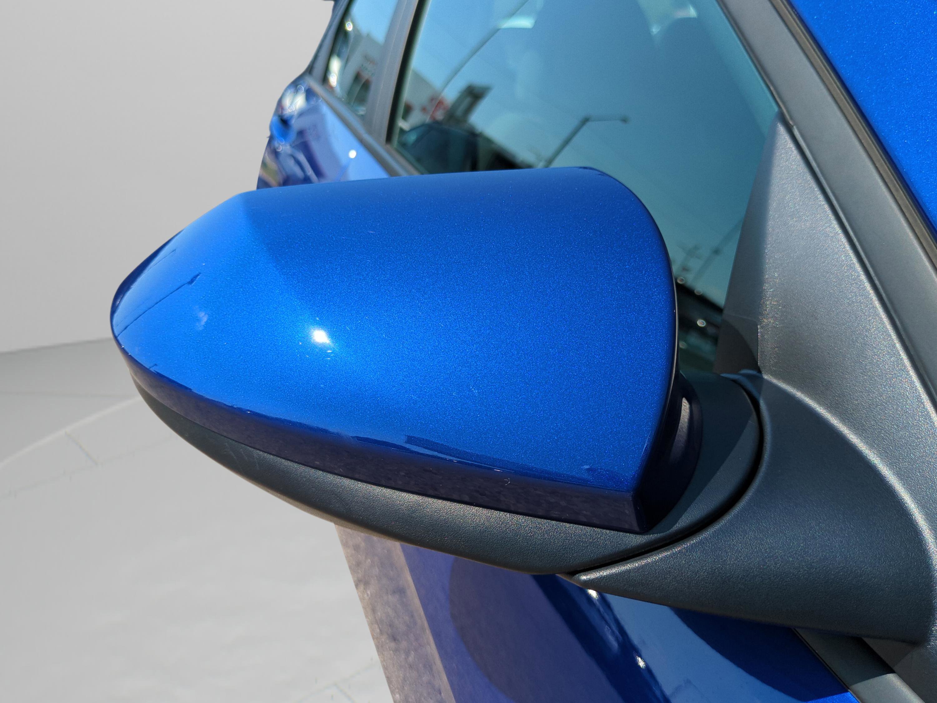 Used 2023 Hyundai Elantra SEL image 11