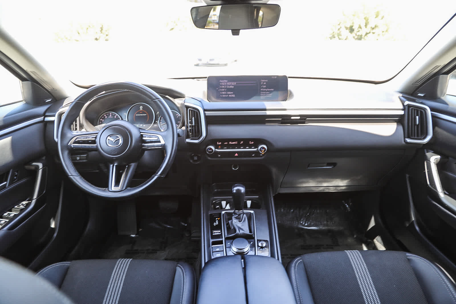 Used 2025 MAZDA CX-50 AWD 2.5 S w/ Premium Package image 12