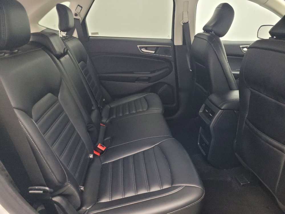 Used 2024 Ford Edge SEL image 19