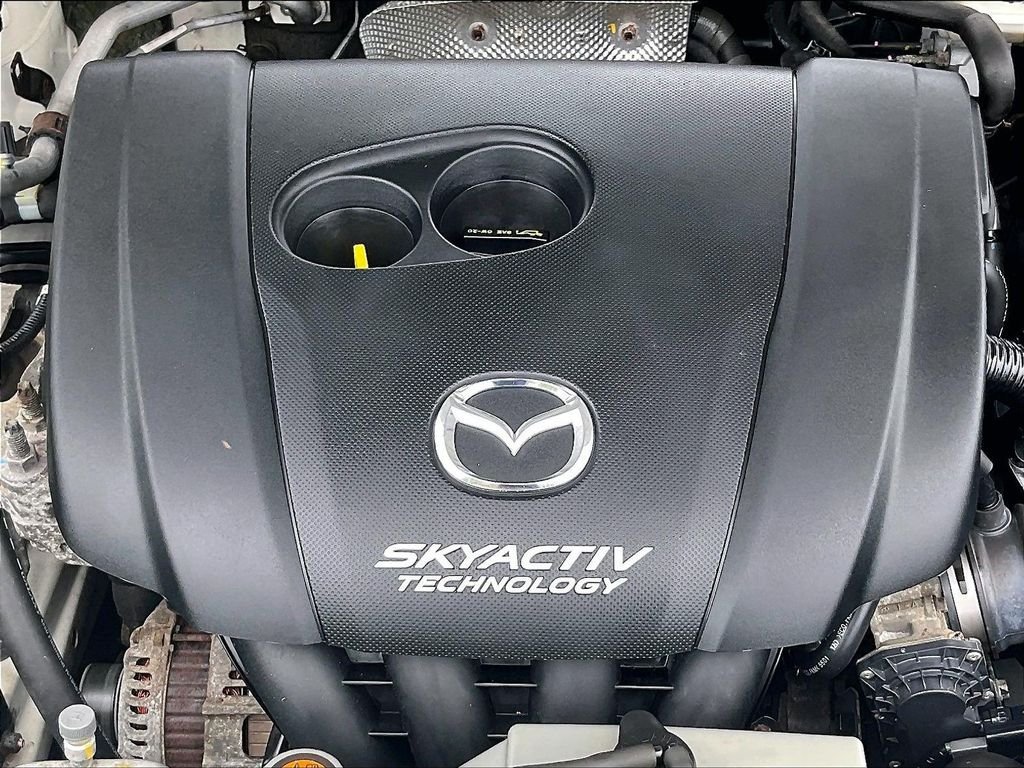 Used 2016 MAZDA MAZDA3 i Touring w/ Popular Equipment Package FWD image 28