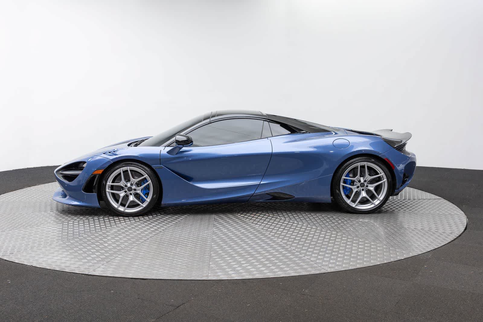 Used 2026 McLaren 750S Spider RWD image 3