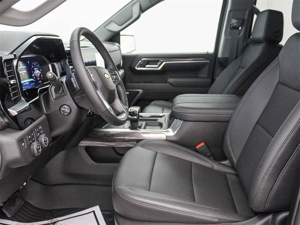 New 2026 Chevrolet Silverado 1500 LTZ image 18