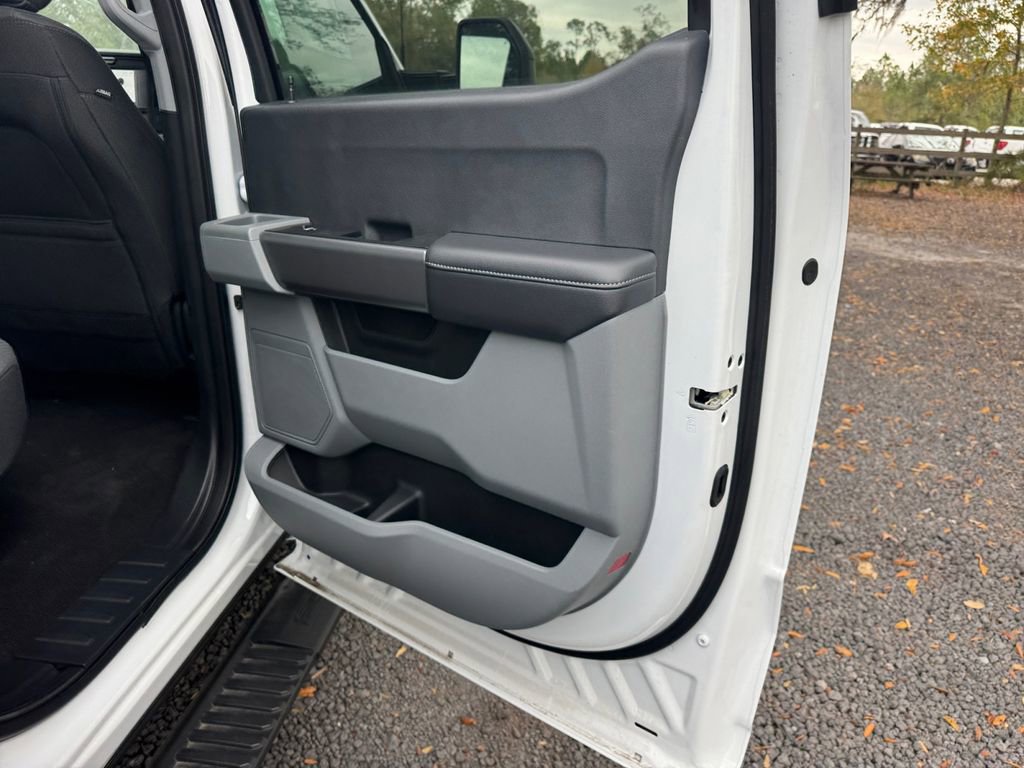 New 2025 Ford F450 XLT w/ XLT Value Package image 22