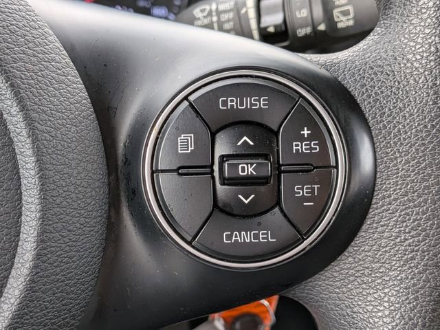 Used 2020 Kia Soul LX image 23