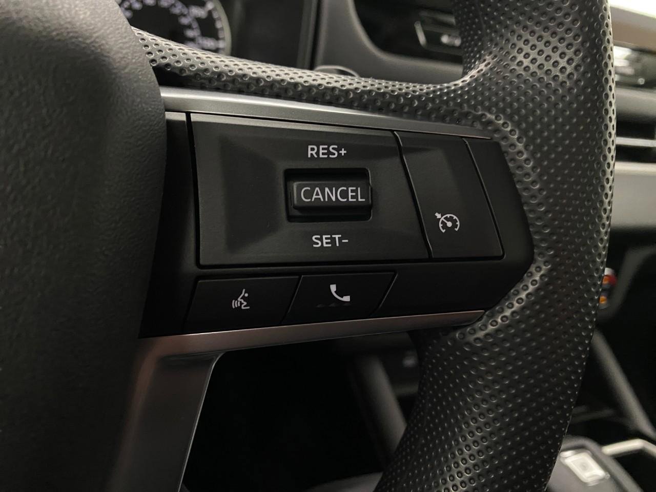 New 2026 Mitsubishi Outlander ES image 16