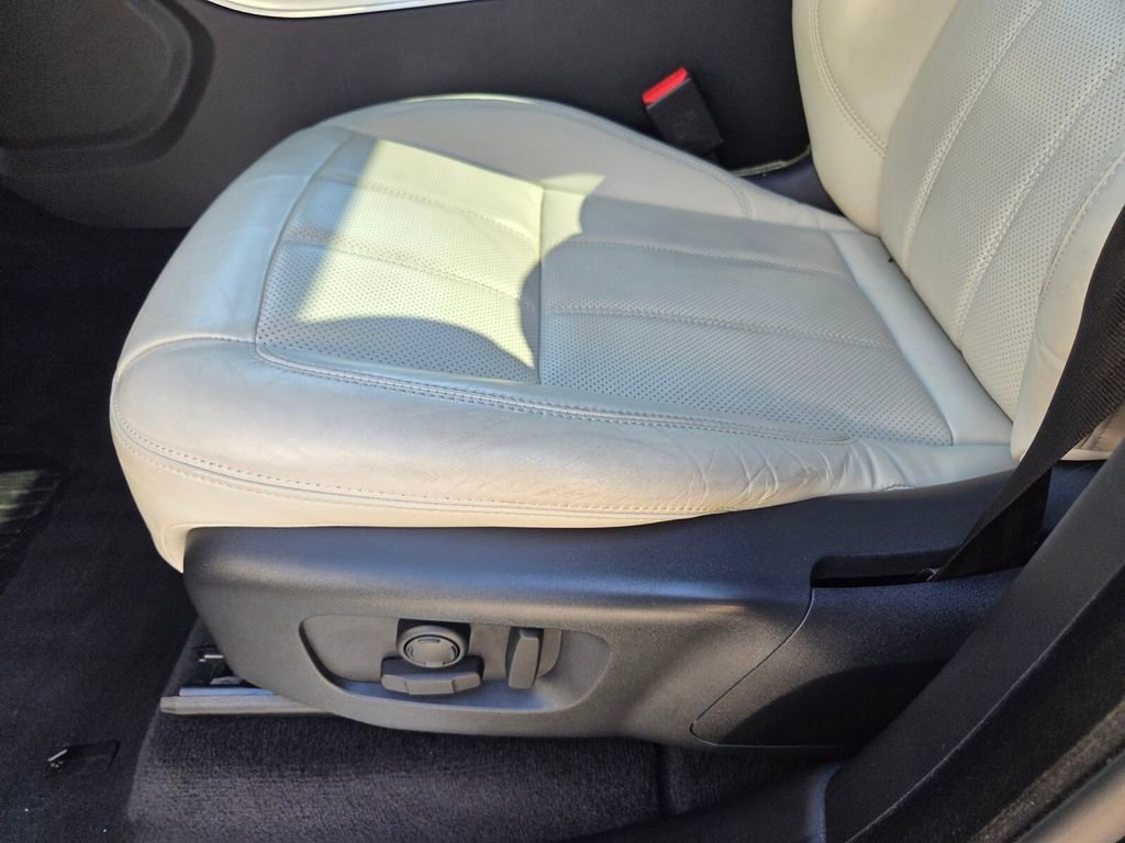 Used 2022 Land Rover Range Rover Sport HSE Silver Edition image 22