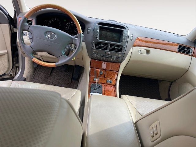 Used 2006 Lexus LS 430 RWD image 10