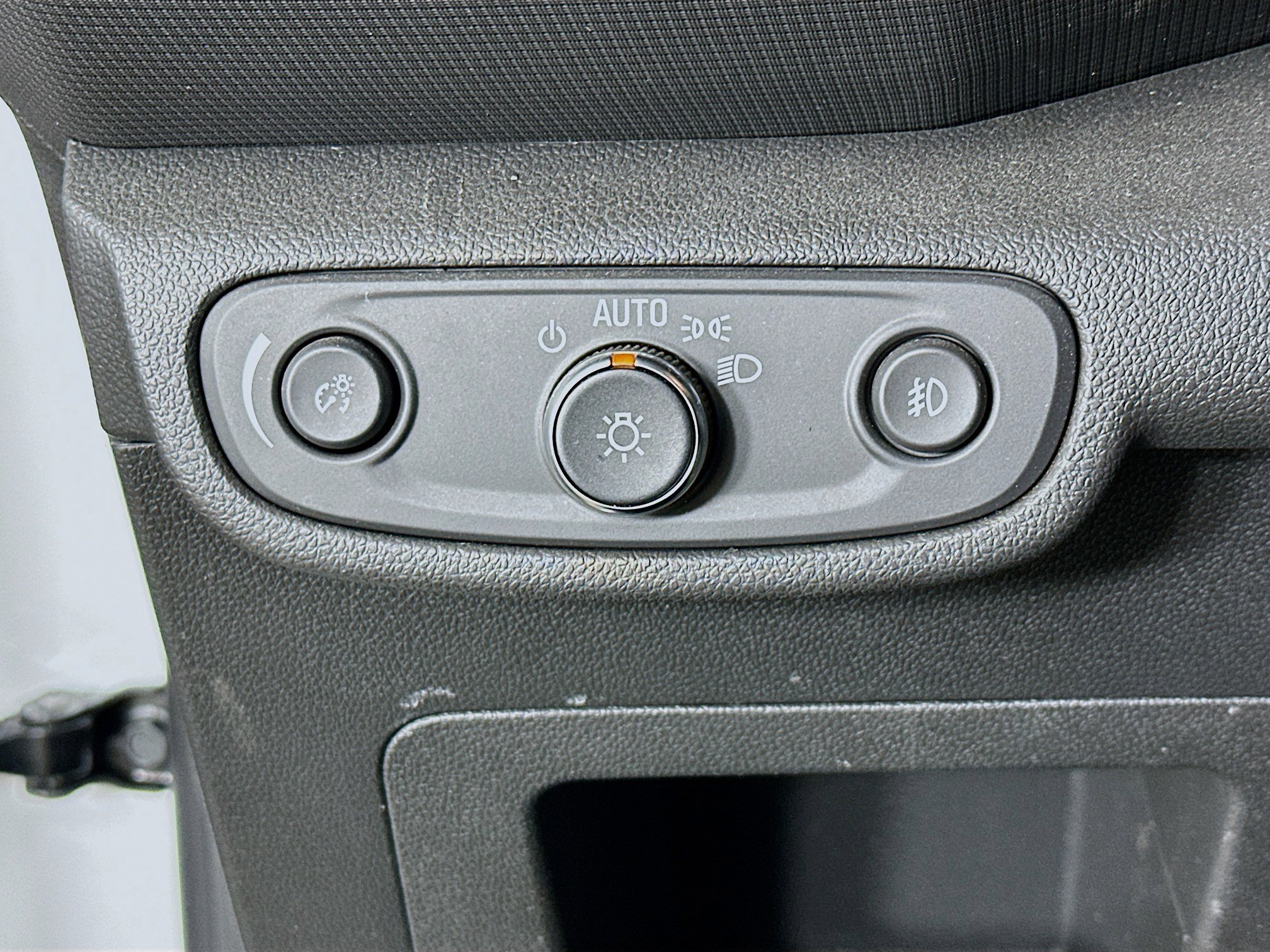 Used 2022 Chevrolet TrailBlazer LT w/ Driver Confidence Package image 17