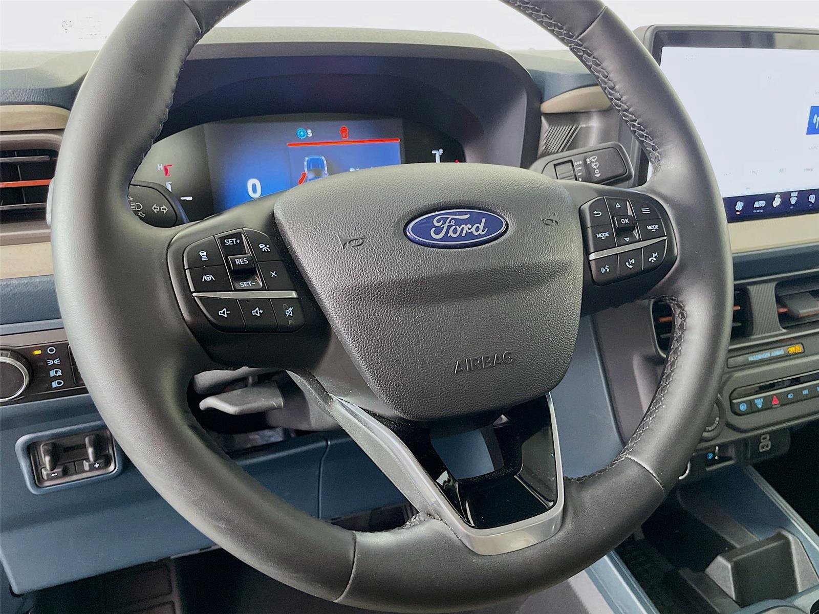 Used 2025 Ford Maverick Lariat w/ 4K Tow Package AWD/4WD image 14
