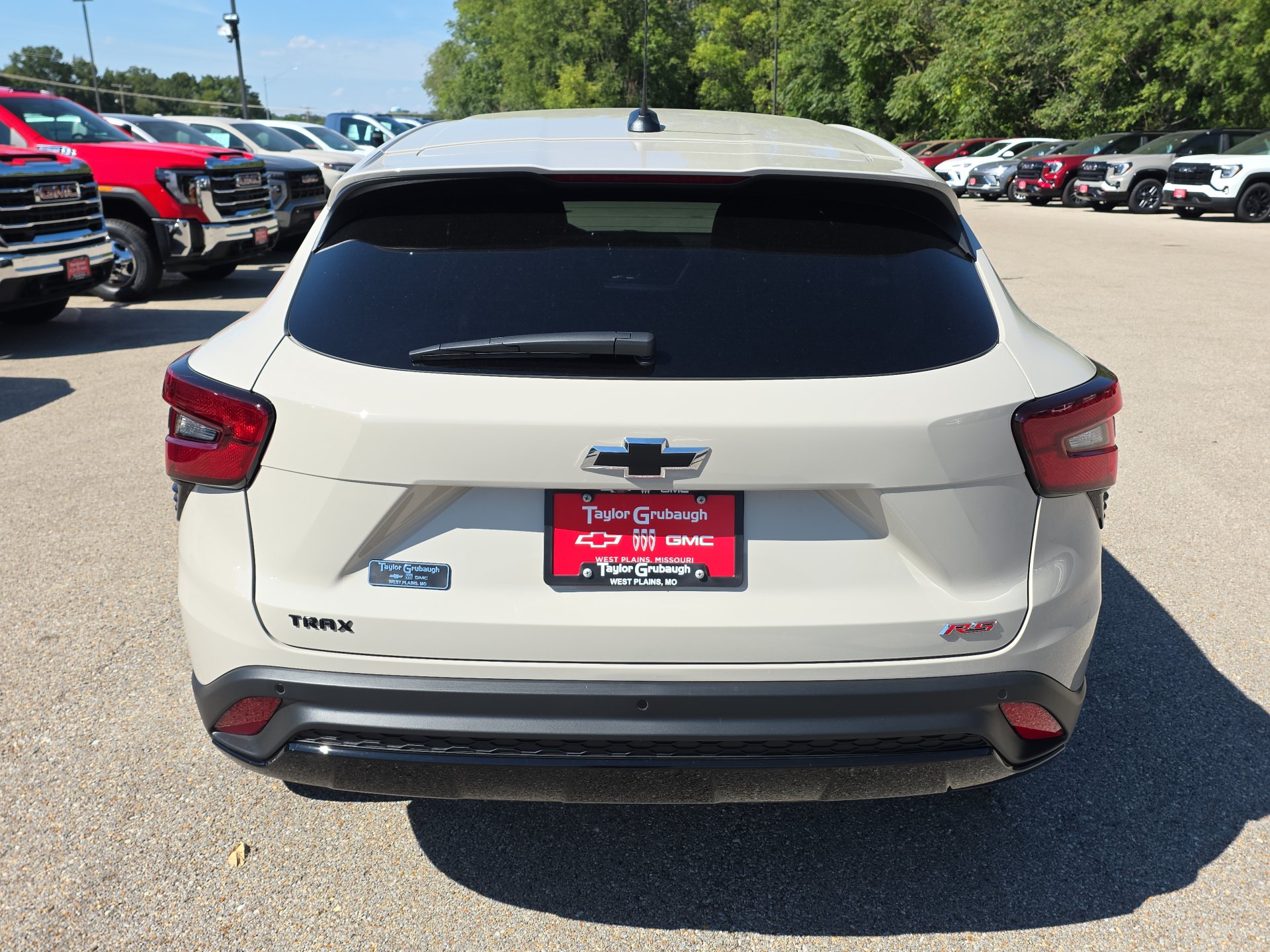New 2026 Chevrolet Trax RS w/ Driver Confidence Package FWD image 7