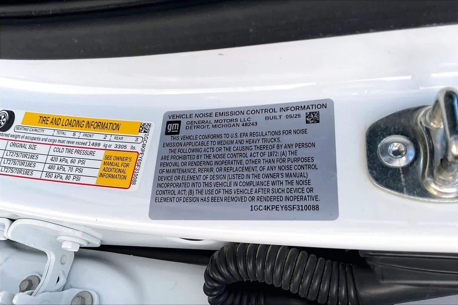 Certified 2025 Chevrolet Silverado 2500 LTZ w/ LTZ Convenience Package AWD/4WD image 36