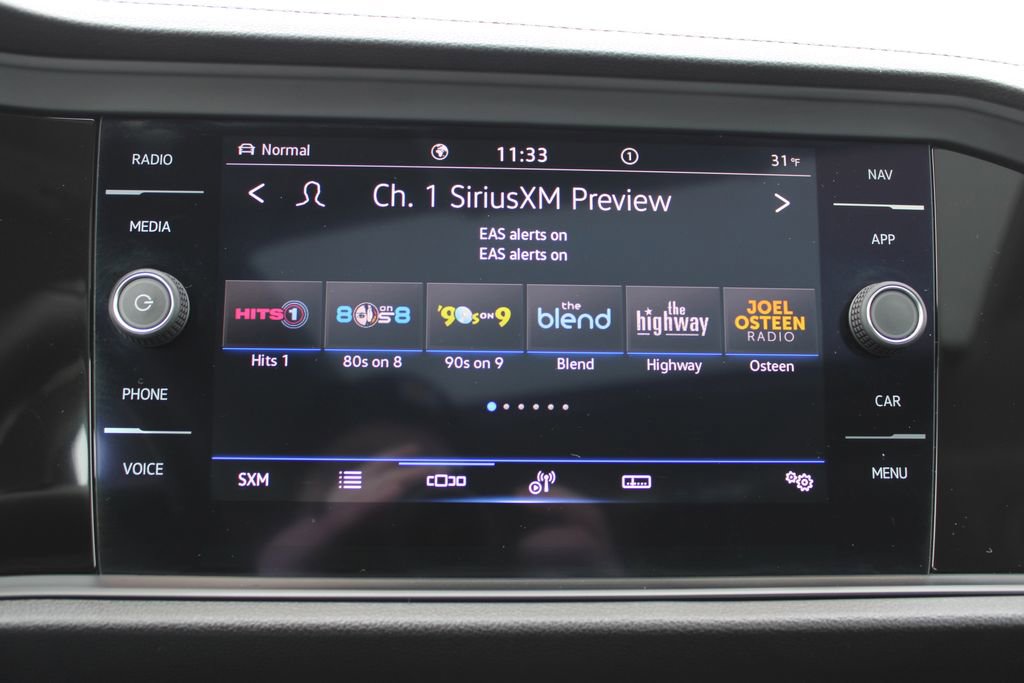 Used 2022 Volkswagen Jetta SEL image 16