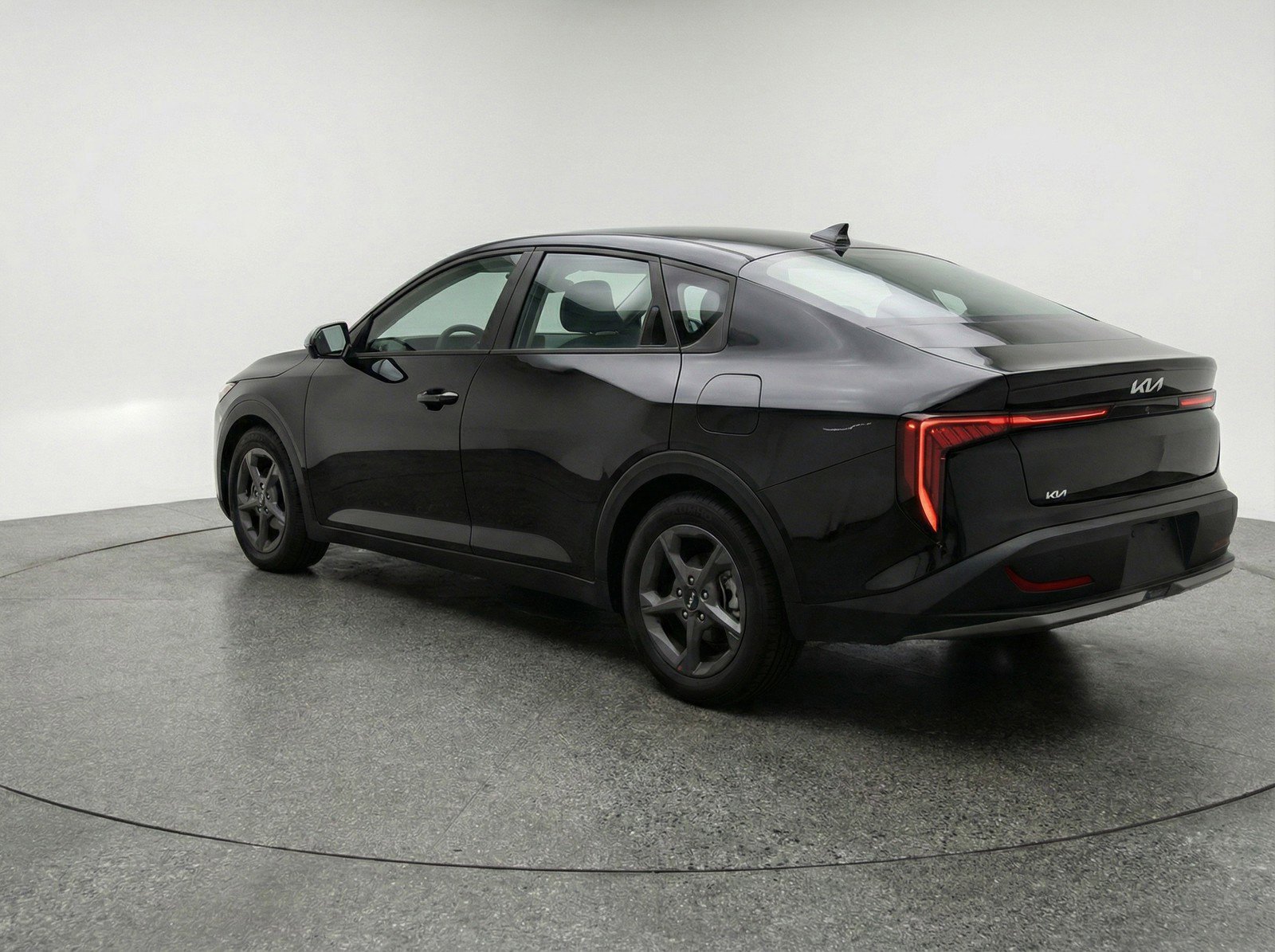 Used 2025 Kia K4 LXS image 6