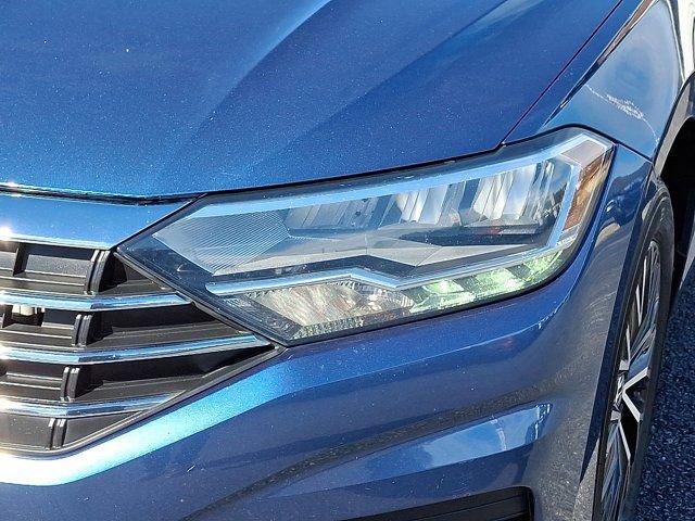 Used 2021 Volkswagen Jetta SE FWD image 12
