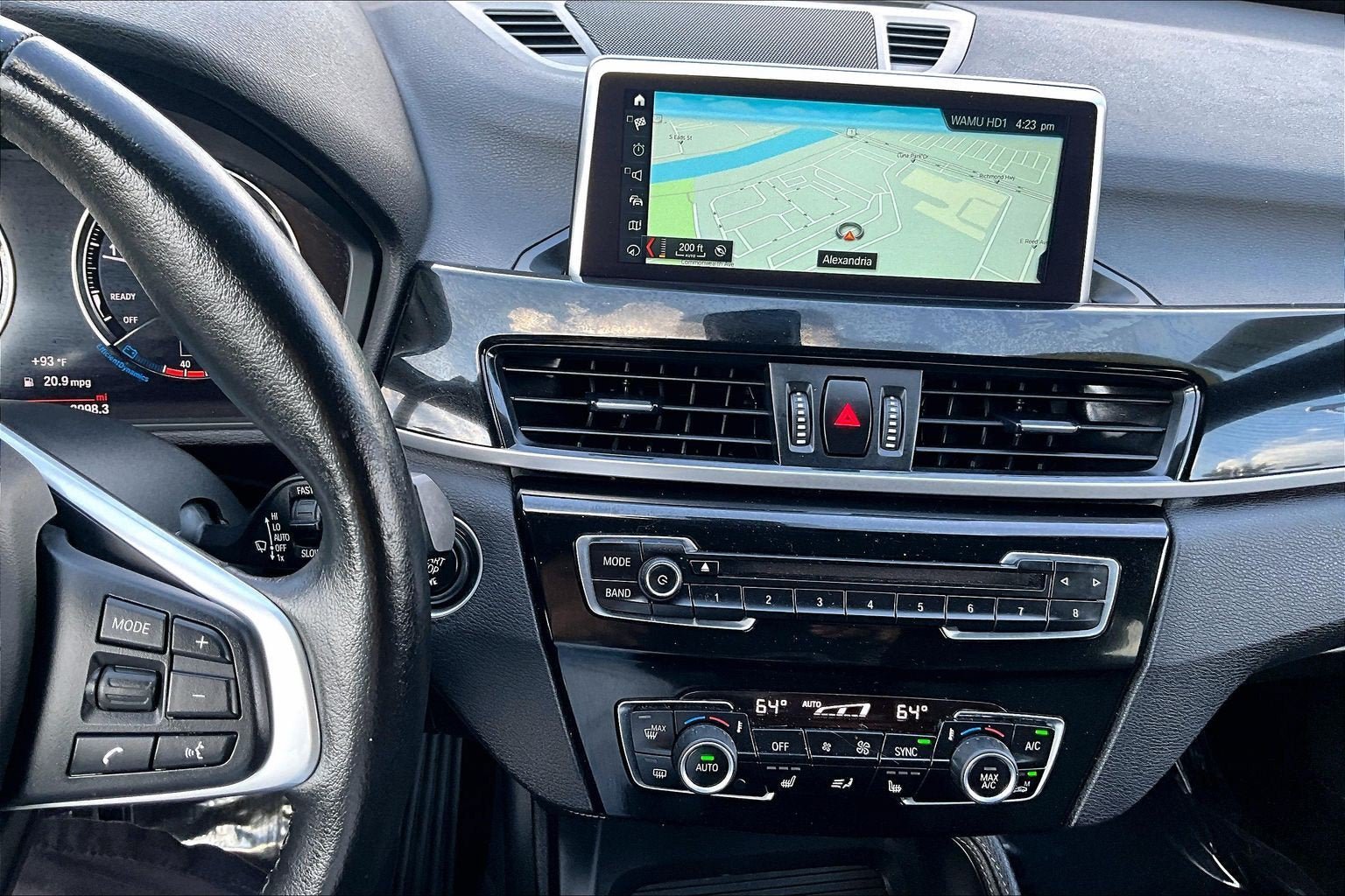 Used 2018 BMW X1 xDrive28i w/ Premium Package AWD/4WD image 6