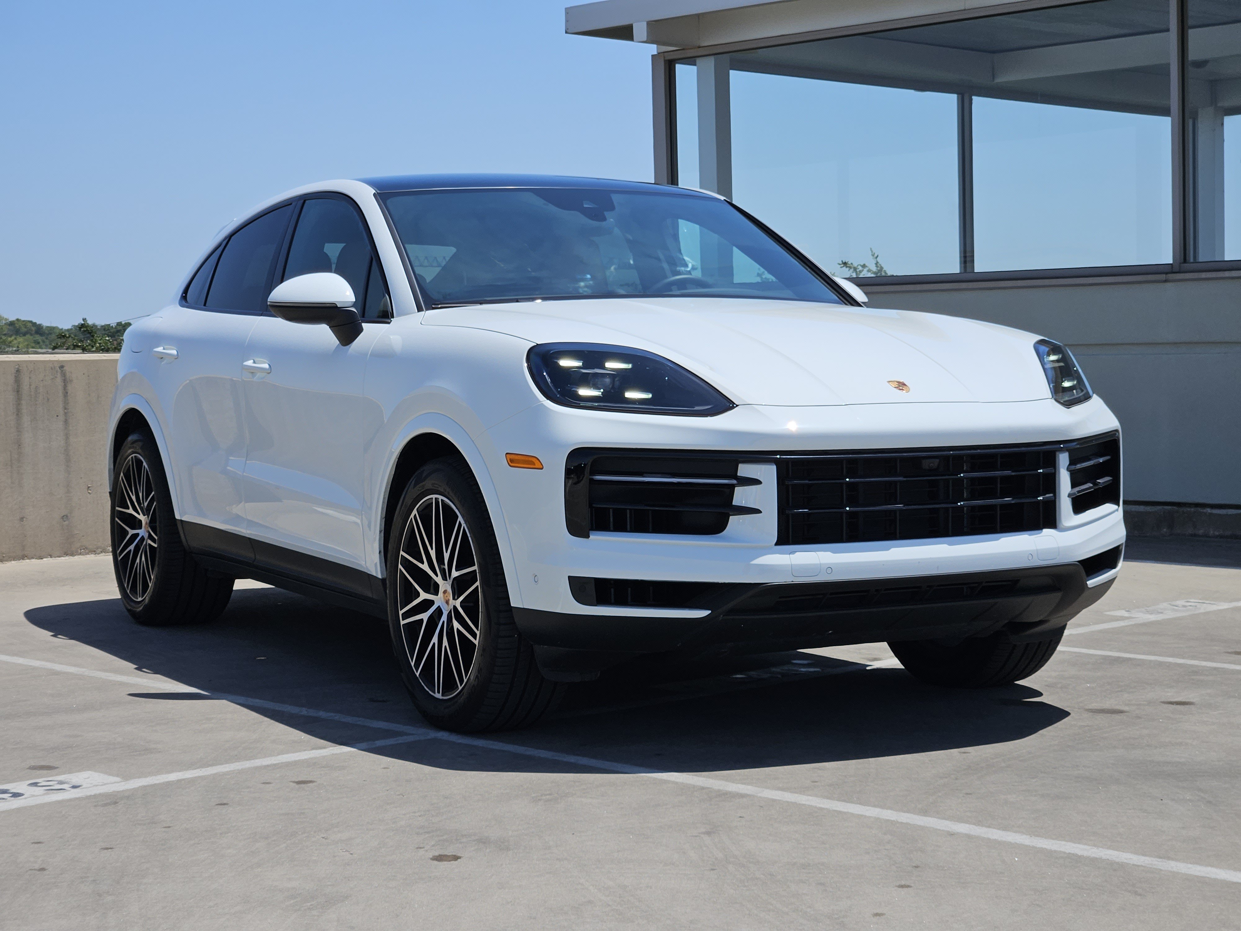 Certified 2026 Porsche Cayenne Coupe AWD/4WD image 10