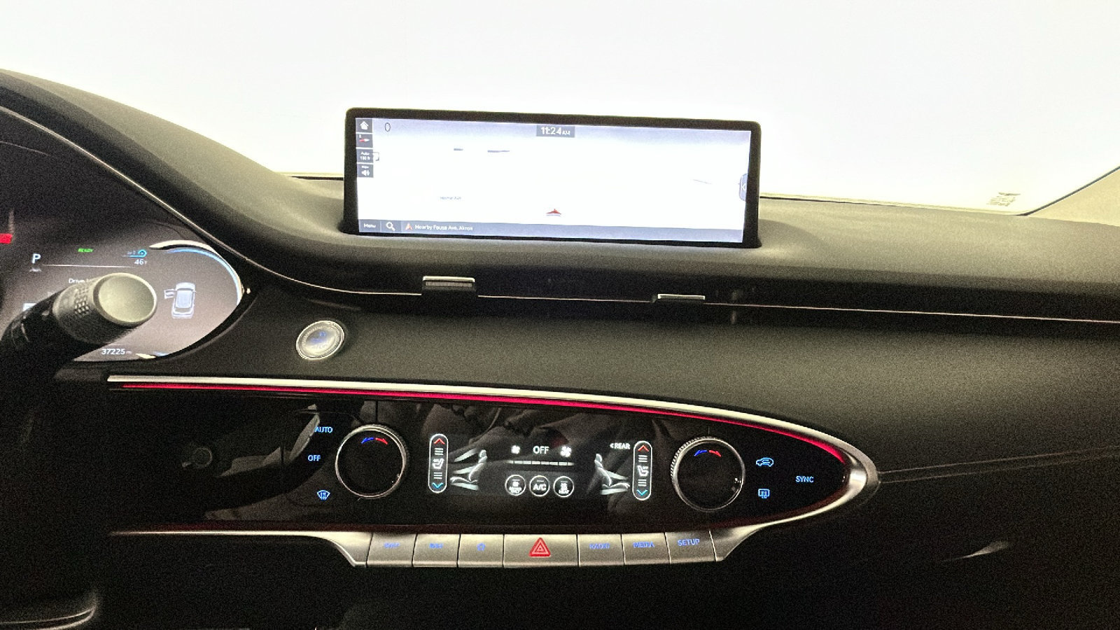 Used 2024 Genesis Electrified GV70 AWD/4WD image 31