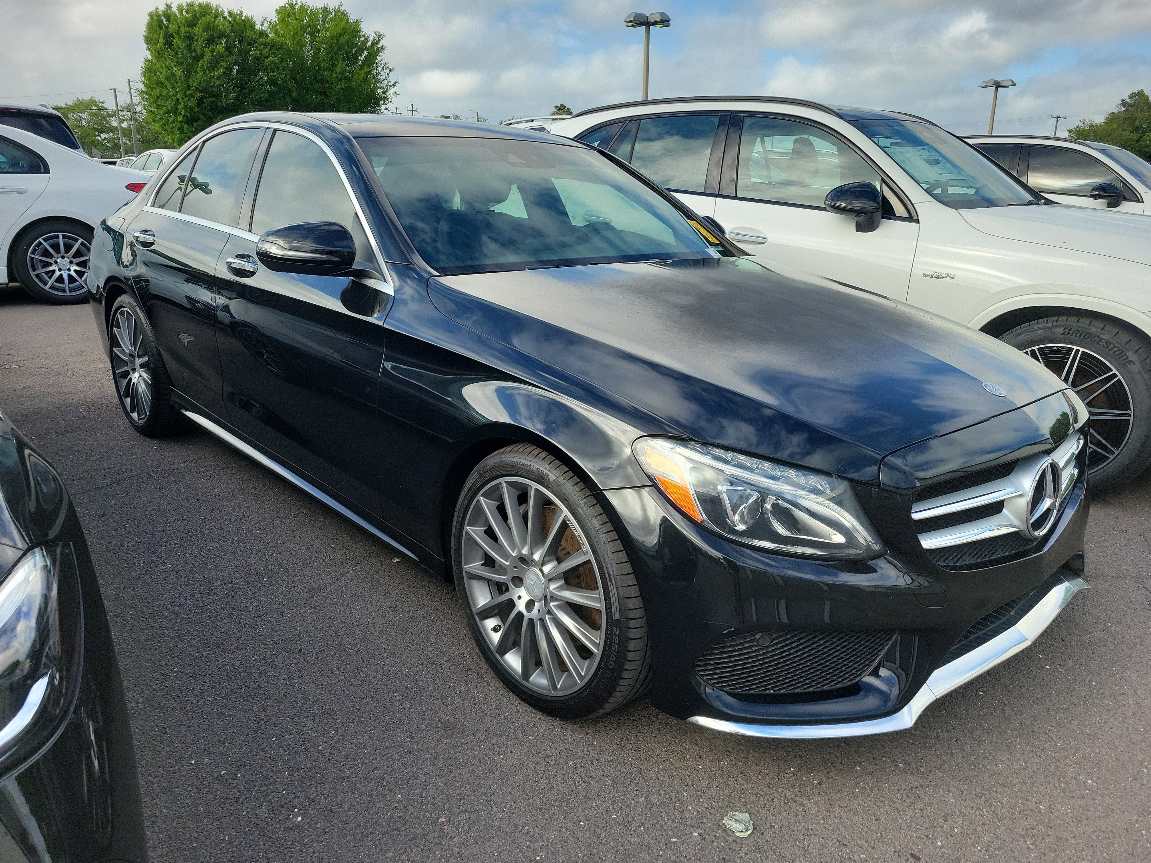 Used 2017 Mercedes-Benz C 300 Sedan image 2