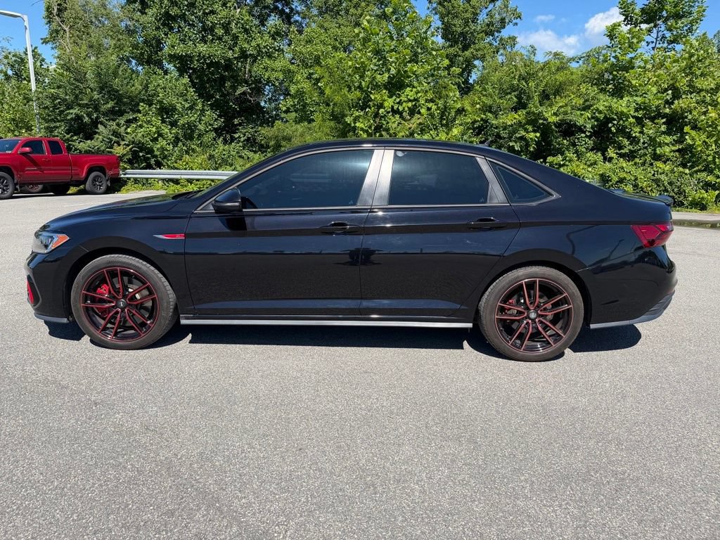 Used 2022 Volkswagen Jetta GLI Autobahn FWD image 2